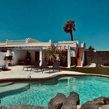 Jardín Villa *